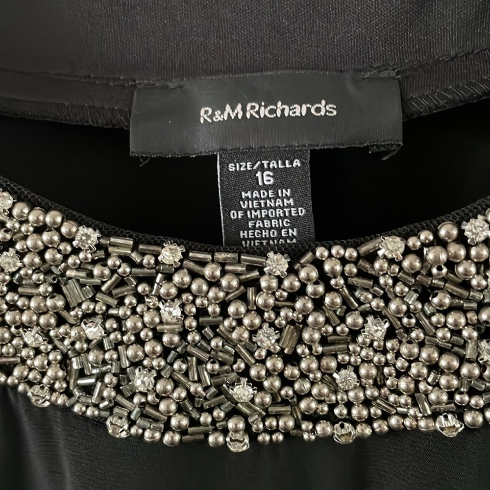 R&M Richards Black Sheath Mini Dress Sleeveless Crew Neck - Picture 3 of 3
